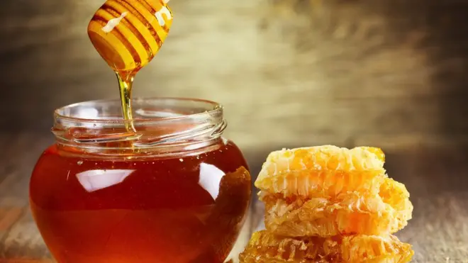 Savetuje se da se med konzumira umereno jer je visokokaloričan i izaziva povećanje šećera u krvi