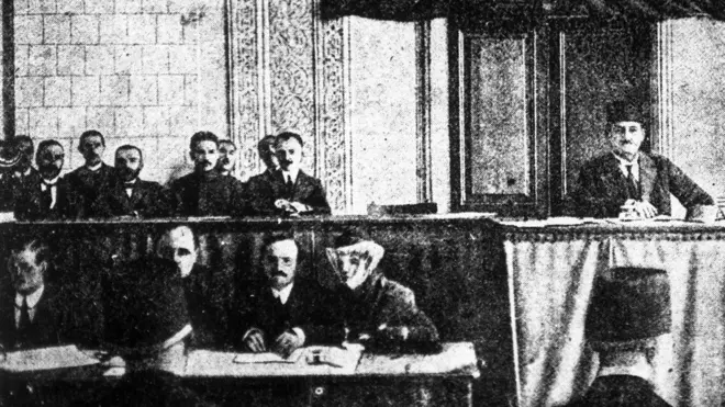 AXC parlamentinin birinci iclasının açılışı