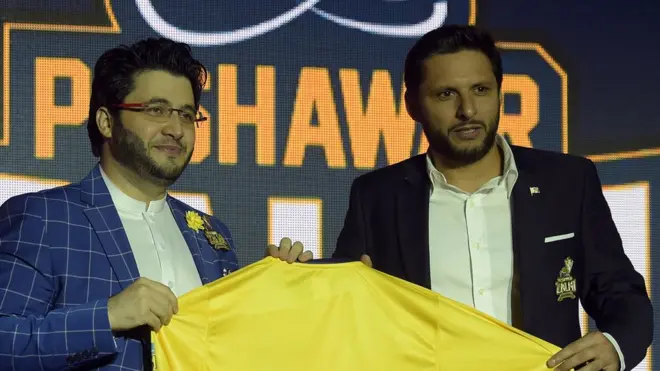 شاہد آفریدی نے 2016 میں پی ایس ایل کے پہلے ٹونامنٹ میں پشاور زلمی کی کپتانی کی تھی