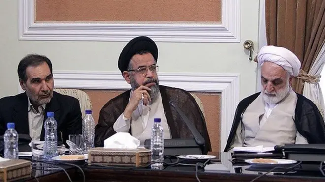 محمود علوی و غلامحسین محسنی اژه ای در یکی از جلسات مجمع تشخیص مصلحت نظام