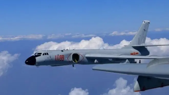 中國轟炸機