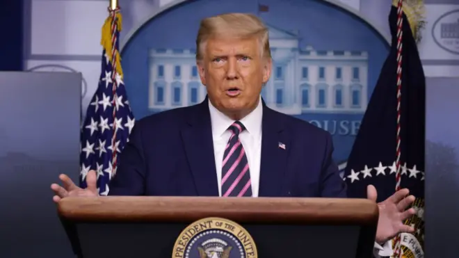 الرئيس الأمريكي دونالد ترامب