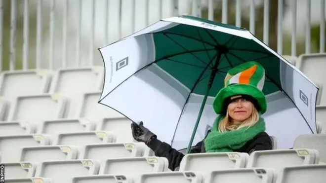 میلاہائیڈ کرکپ کلب کا منظر