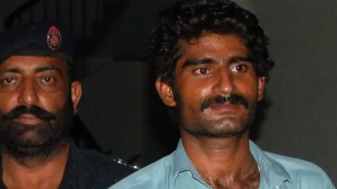 Waseem Baloch (R) reportedly said he drugged and strangled his sister