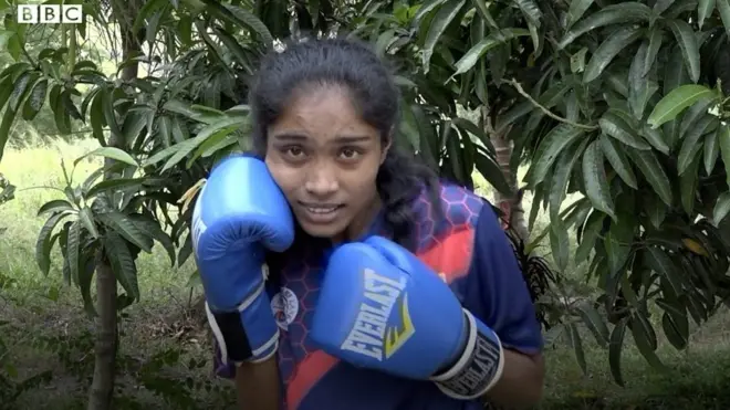 'වවුනියාවේ සටන් ශුරිය'