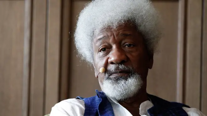 Воле Шойинка заявил, что ему стало неспокойно жить в США после победы Трампа