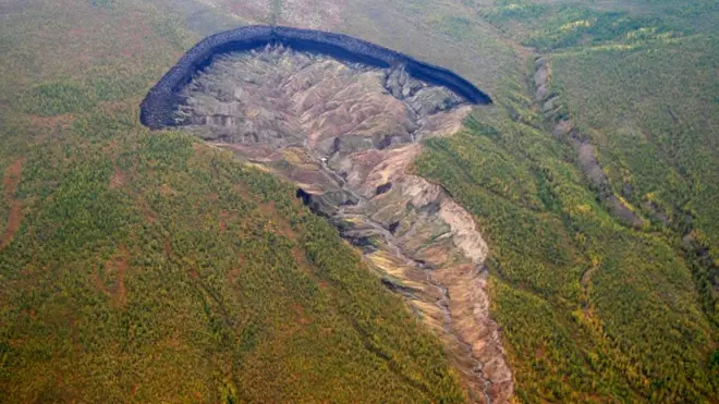 Localizada na floresta boreal da Sibéria, enorme cratera cresce,nao consigo depositar no sportingbetmédia, 10 metros por ano e servenao consigo depositar no sportingbetalerta contra o desmatamento e o aquecimento global