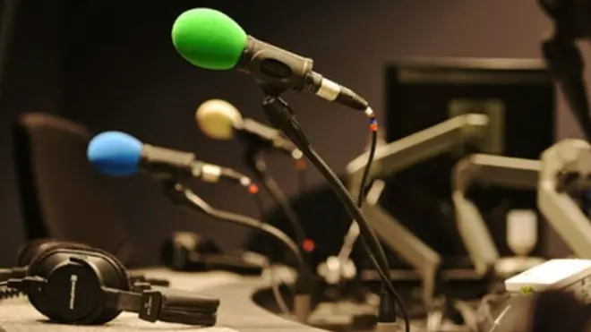 استوديو اذاعي