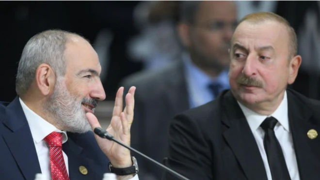 Paşinyan və Əliyev 