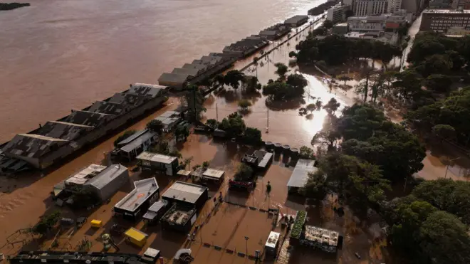 Inundaçãoqual site de aposta paga maisPorto Alegre vistaqual site de aposta paga maiscima