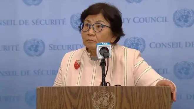 د افغانستان لپاره د ملګرو ملتونو عمومي منشي ځانګړې استازې روزا د امنیت شورا له غونډې وروسته د خبریالانو پوښتنو ته ځوابونه وویل.