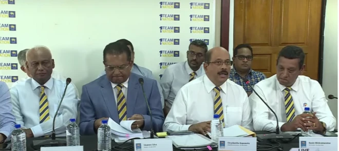 පාර්ලිමේන්තුවේ යෝජනාවක් සම්මත වූ පමණින් ක්‍රිකට් ආයතනයේ නිලධාරීන් එම ධුරවලින් ඉවත් කිරීමට කිසිදු නීතිමය හැකියාවක් නොමැති බව ජනාධිපති නීතීඥ යූ.ආර්. ද සිල්වා අප කළ විමසීමකදී බීබීසී සිංහල වෙත පැවසීය.