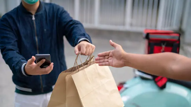 महागड्या फोनची दिली कॅश ऑन डिलिव्हरीनं ऑर्डर आणि डिलिव्हरी बॉयची हत्या करून मृतदेह फेकला कालव्यात