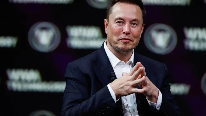 إيلون ماسك عين مديرة تنفيذية تتولى منصبه.