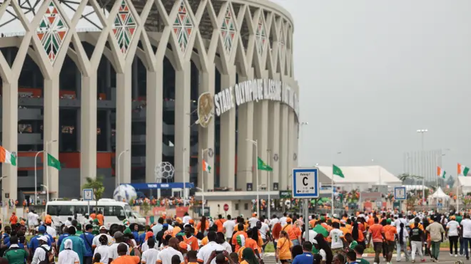 Fans head to di Alassane Ouattara Stadium ahead of game at di 2023 Africa Cup of Nations