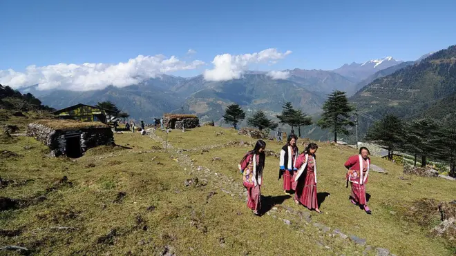 হিমালয়ের কোলে এই অরুণাচলকেই চীন এখন তাদের মানচিত্রের ভেতরে দেখাচ্ছে