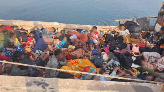 මියන්මාරයේ රෝහින්ග්‍යා සංක්‍රමණිකයින් 115 දෙනෙකු රැගත් යාත්‍රාවක් මුලතිව් මුහුද තීරයට පැමිණීම අහම්බයක් හෝ මුහුදේ අතරමං වීමෙන් සිදුවූවක් නොවන බවට තොරතුරු හෙළිවෙමින් තිබේ.