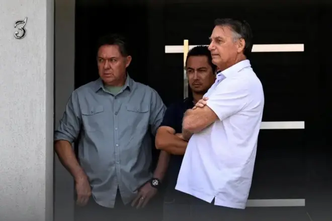 Bolsonaro em sua casa em Brasília