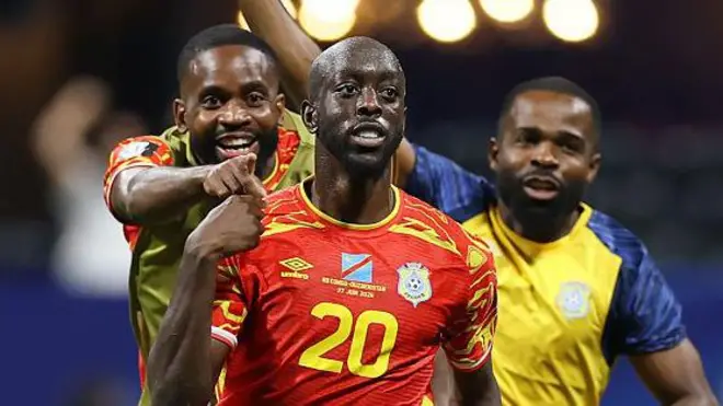 Yoane Wissa célèbre son troisième but contre l'Ouzbékistan
