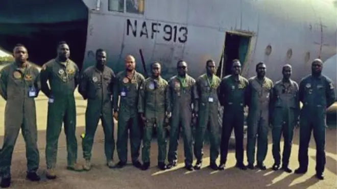 Di 11 NAF men wey bin dey arrested for Burkina Faso later regain freedom afta Nigeria's Foreign Minister bin go apologise to military President Ibrahima Traore.