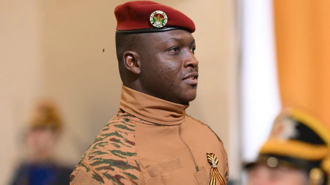 Ibrahim Traore in military outfit wit red beret