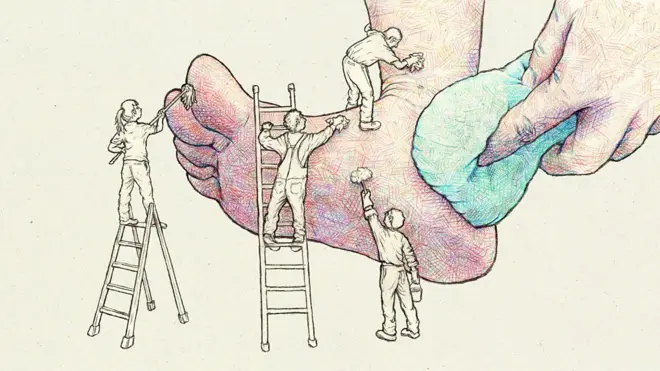 እግር የሚያፀዱ ሰዎች ምስል