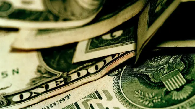 دولارات أمريكية