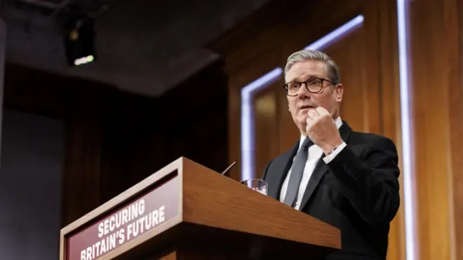 キア・スターマー英首相