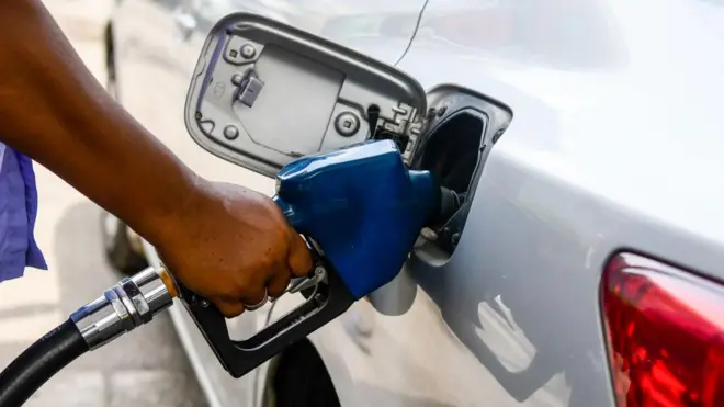 পেট্রোল পাম্প