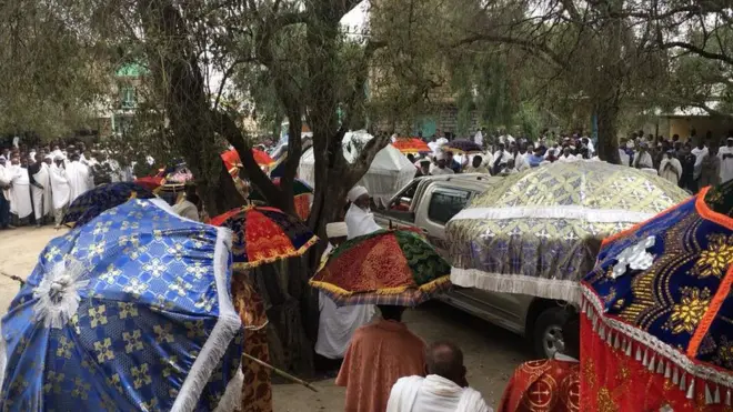 በጣና በለስ የስኳር ልማት ፕሮጀክት ጥቃት ደርሶባቸው የሞቱት ስርዓተ ቀብር ተፈፅሟል።