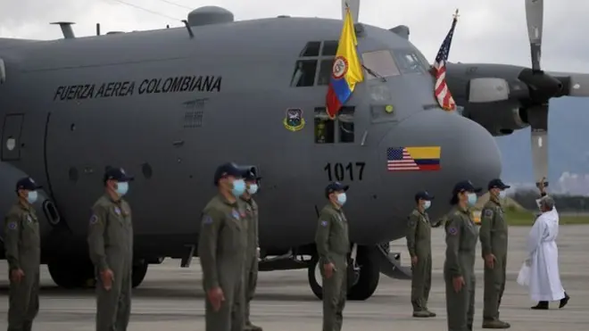 Un avión militar que EE.UU. le entregó a Colombia.