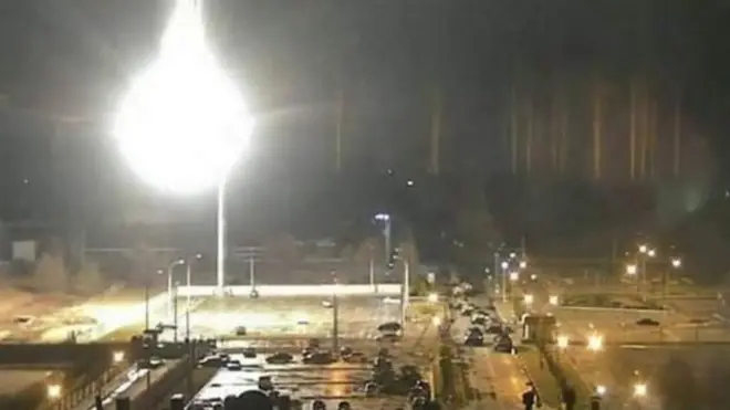 โรงไฟฟ้าซาปอริชเชีย ในยูเครน ถูกโจมตี