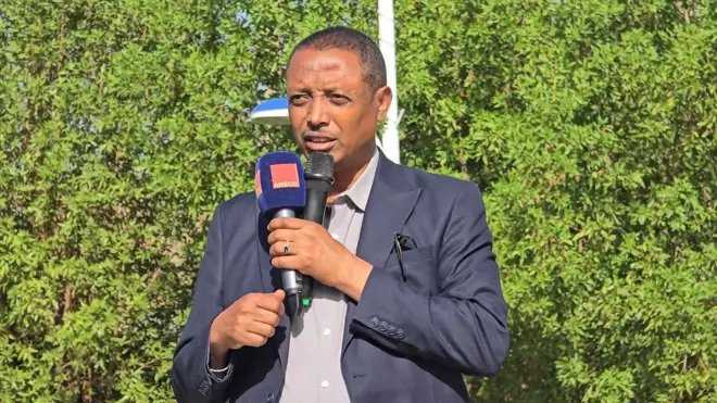 ኮሎኔል ደመቀ ዘውዱ