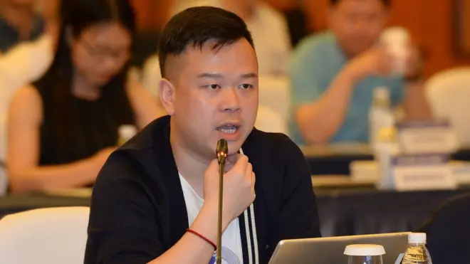 Multimillonario chino Lin Qi.