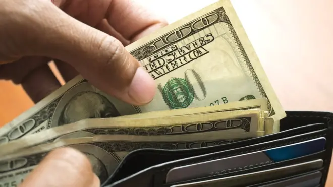 En un año el dólar se ha apreciado 12% frente a las monedas más fuertes del mundo.