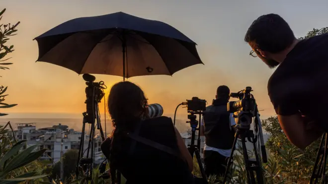 من نقطة تجمع الصحافيين المشرفة على الضاحية لرصد الغارات الإسرائيلية في أيلول/سبتمبر 2024