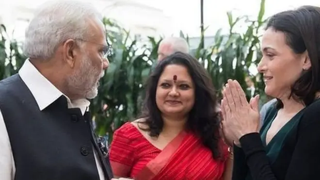 प्रधानमंत्री नरेंद्र मोदी के साथ अंखी दास