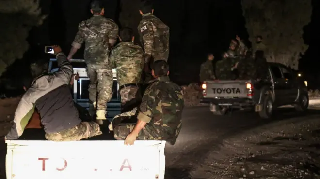 Halep kuzeyinden gelip Kilis'ten Türkiye'ye giren daha sonra Hatay'dan gidip oradan tekrar Suriye'ye giren silahlı gruplar.