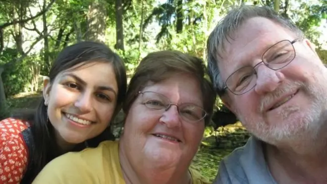 أسرة ديكسون علمت أن دانيال ليس والد ريبيكا البيولوجي