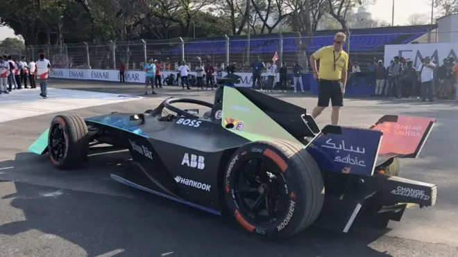 ఫార్ములా ఈ రేసులోని కారు