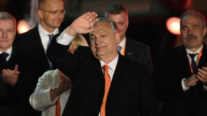 orban zafer konuşmasından bir kare