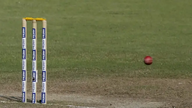 لس اوریزې سیالۍ به شارجه کرېکټ لوبغالي کې تر سره شي