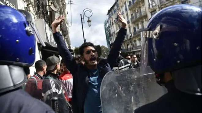 احتجاجات في الجزائر