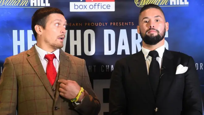 Олександр Усик та Тоні Белью