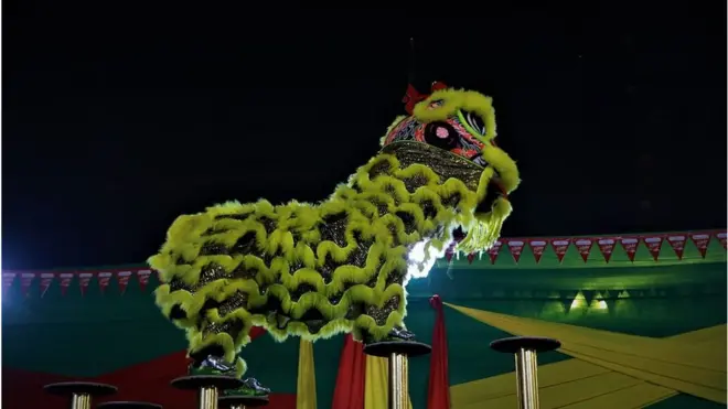 တရုတ် ရိုးရာ ခြင်္သေ့