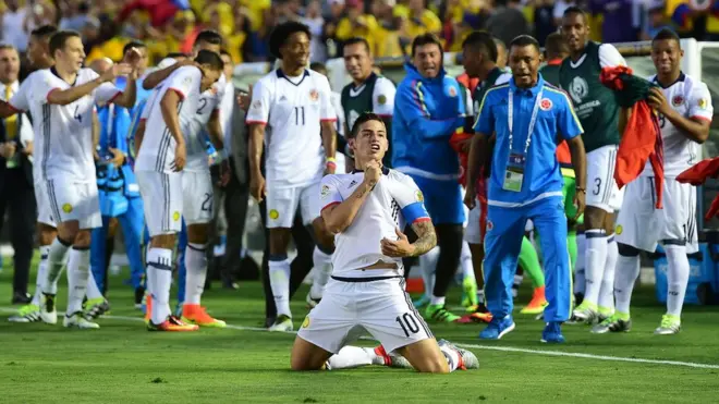 El segundo gol de partido llegó con un zurdazo de James Rodríguez.