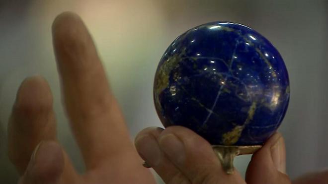 Globo feitohotel casino excalibur las vegaslápis-lazúli