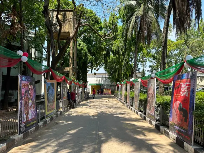 এফডিসিতে আগের মতো সেই জৌলুসপূর্ণ পরিবেশ এখন আর দেখা যায় না