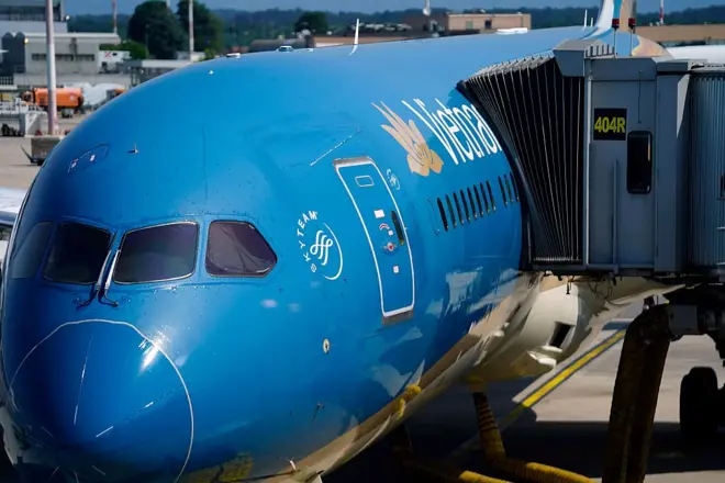 Máy bay Vietnam Airlines 