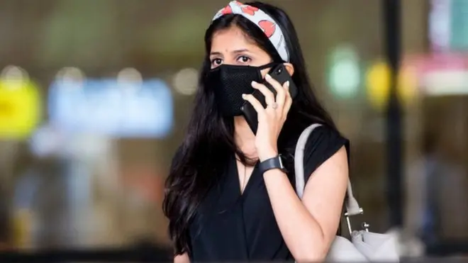 प्रवासी